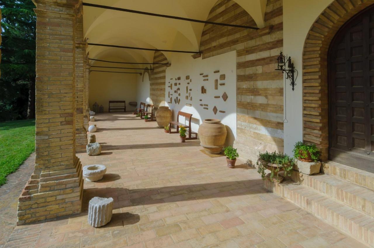 Bed and Breakfast Convento Di San Francesco Mondaino Экстерьер фото