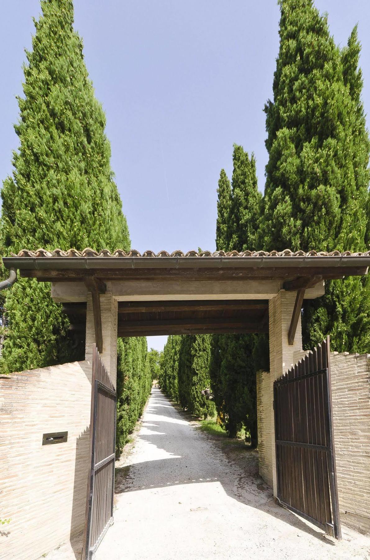 Bed and Breakfast Convento Di San Francesco Mondaino Экстерьер фото