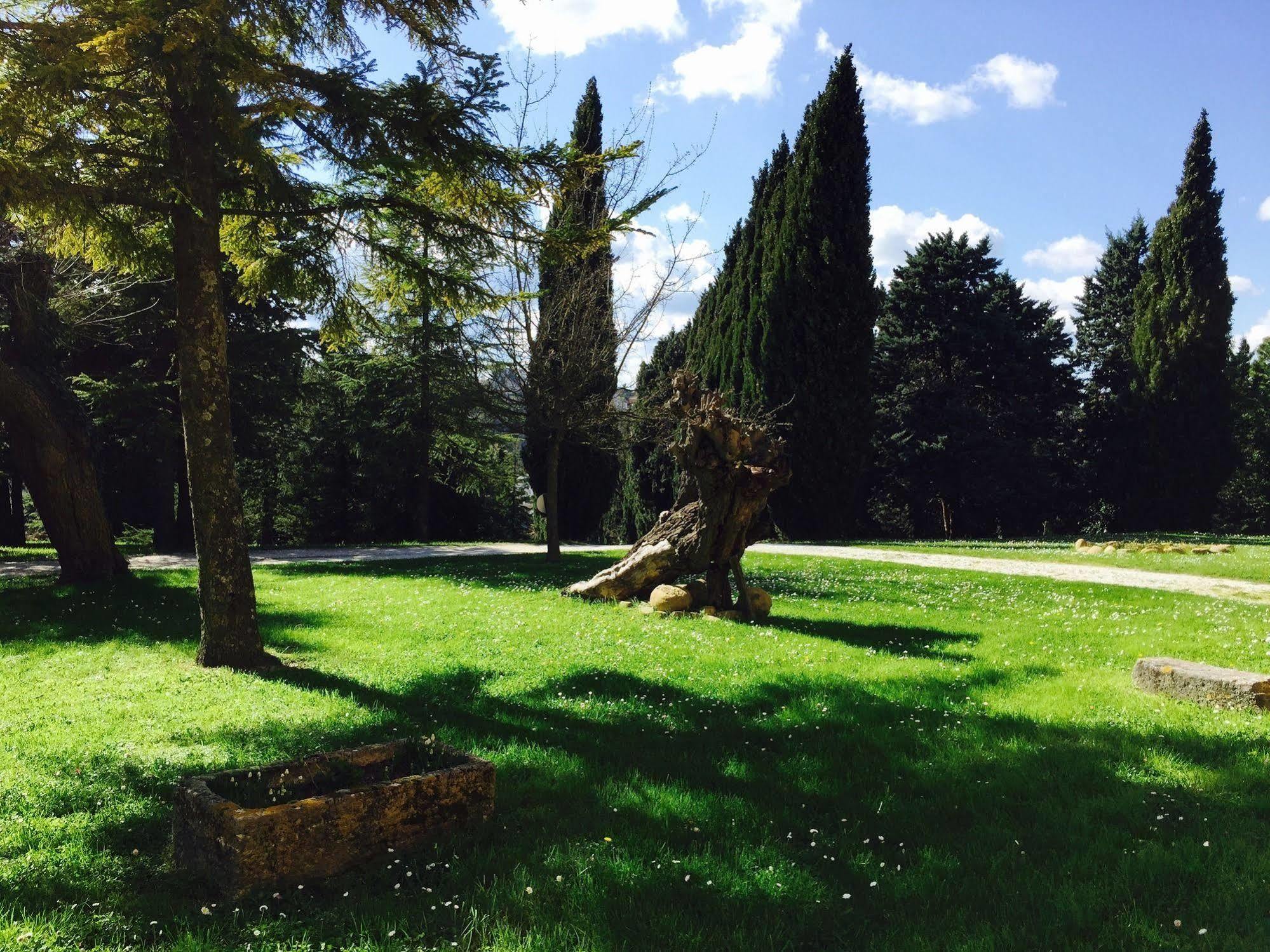 Bed and Breakfast Convento Di San Francesco Mondaino Экстерьер фото