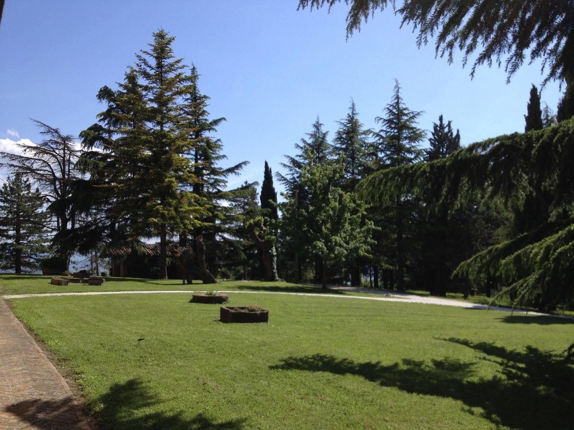 Bed and Breakfast Convento Di San Francesco Mondaino Экстерьер фото